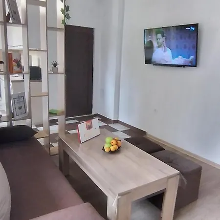 къща росена-апартамент за гости Apartment Devin